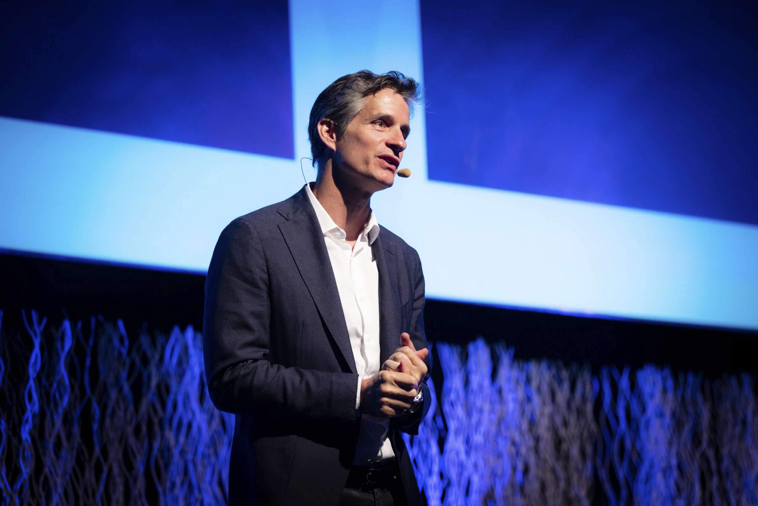 Dit wordt 2024 Snelle netwerken, ITdiensten voor bedrijven en een app met een plus Proximus